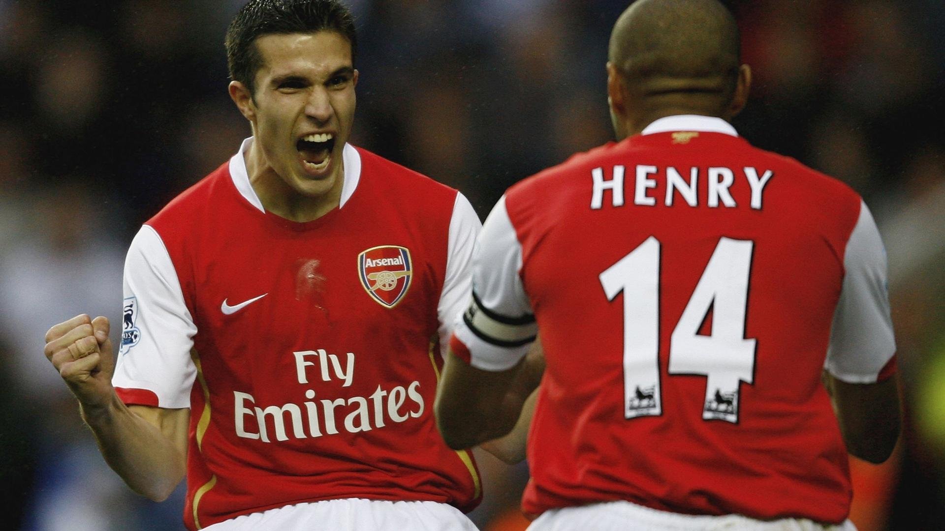 “西甲关键比赛：豪门争霸，场面火爆，战局胶着”，西甲豪门有哪些