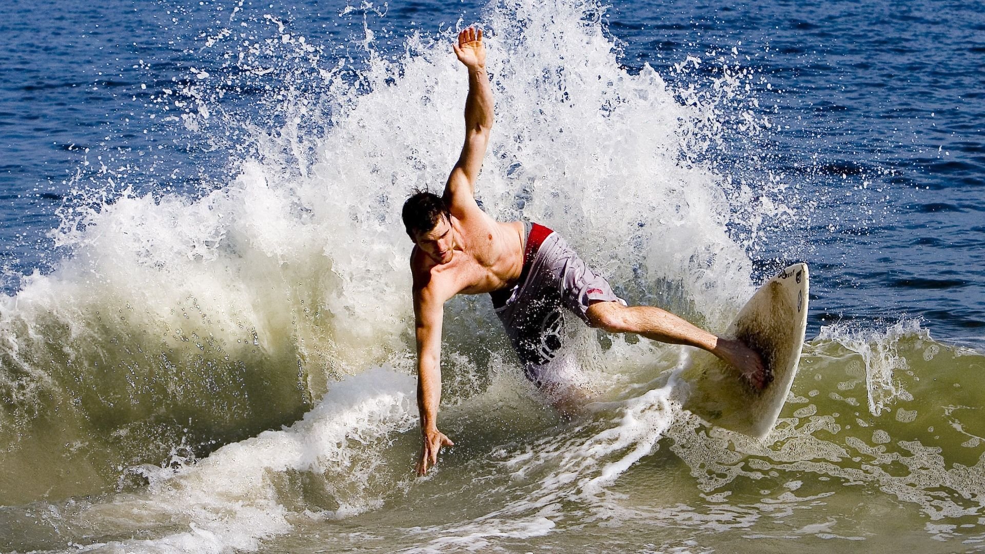 支持瑜伽与科技结合，推动行业创新，瑜伽黑科技