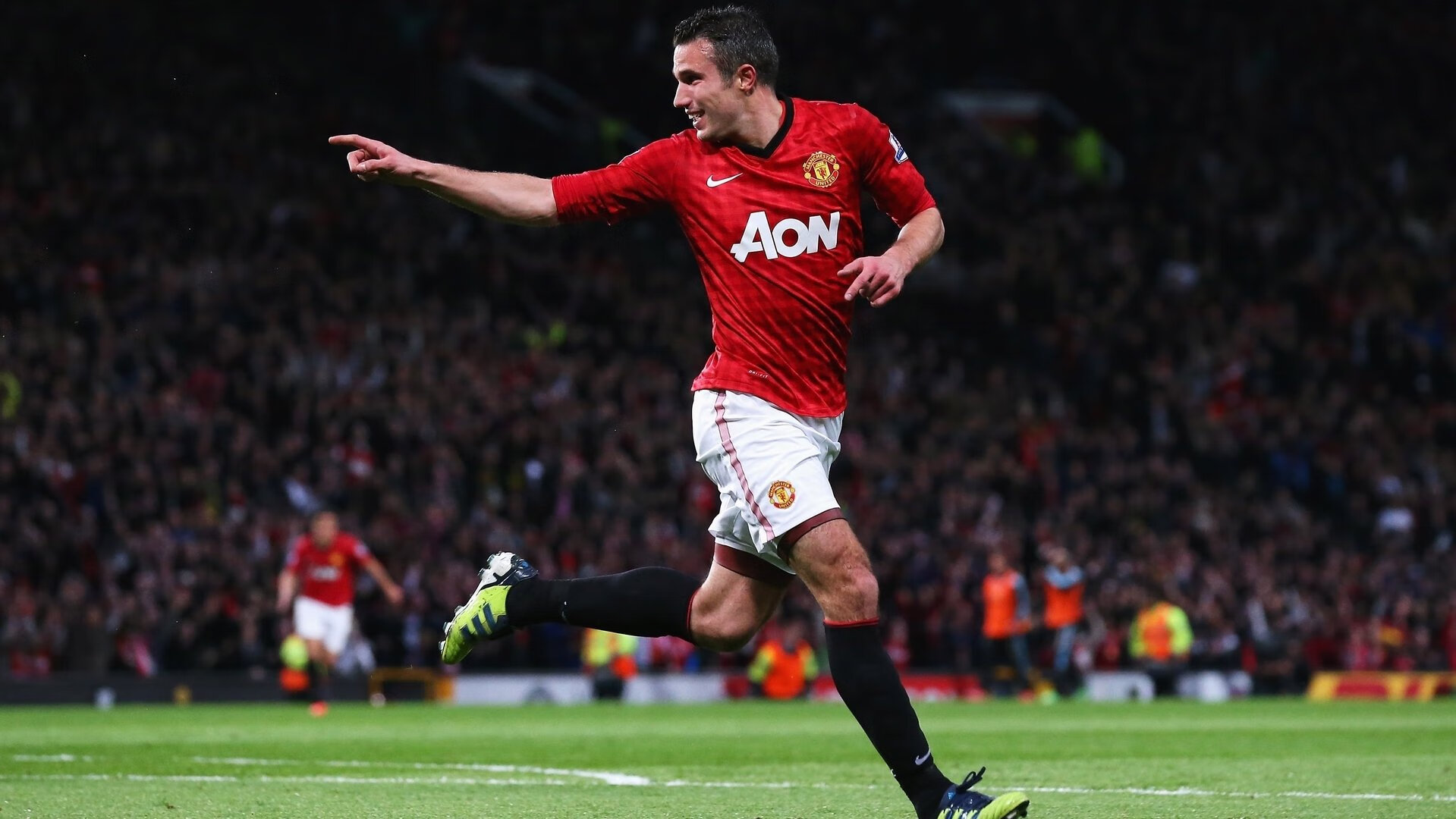 法甲主场迎战高潮迭起，精彩瞬间层出不穷，法甲集锦