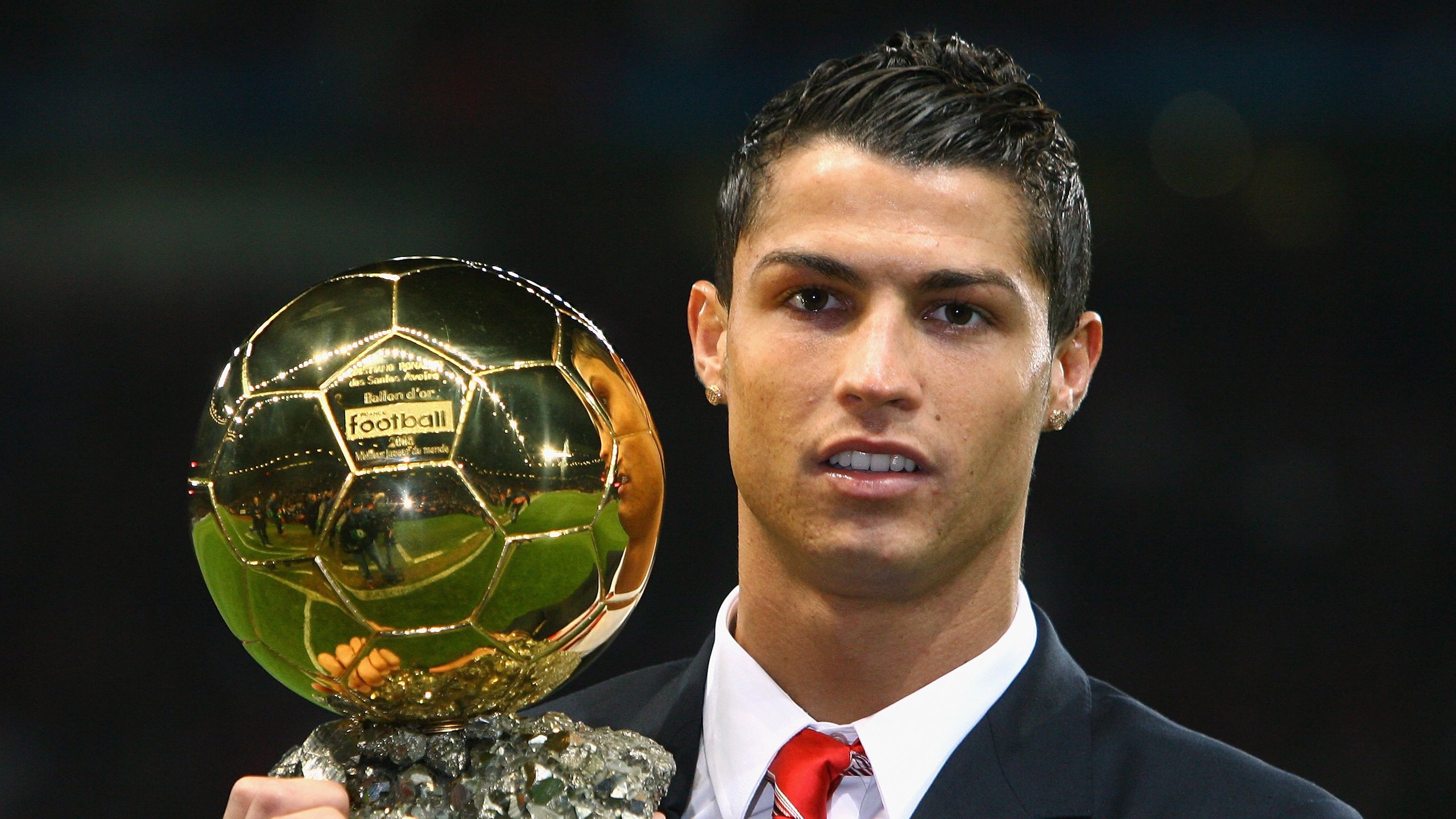 西甲焦点战：皇马客场挑战巴萨，战况激烈，悬念终未揭晓，1314赛季西甲第29轮皇马对巴萨